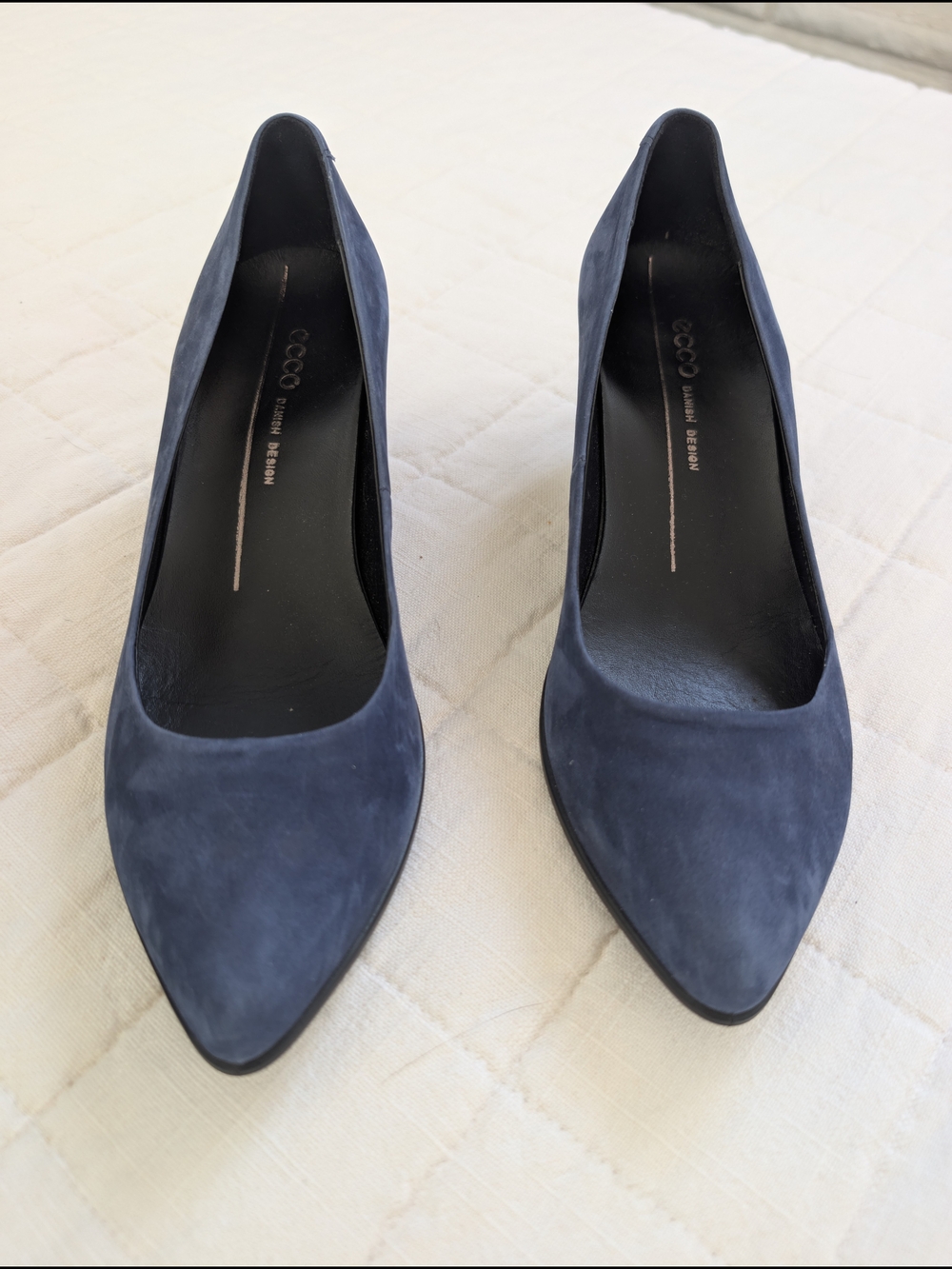 ECCO Shape 45 Pointy Sleek Blue Suede Pumps